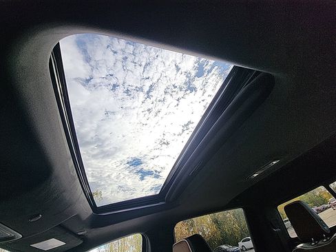 New 2026 GMC Sierra 3500 Denali Ultimate image 28