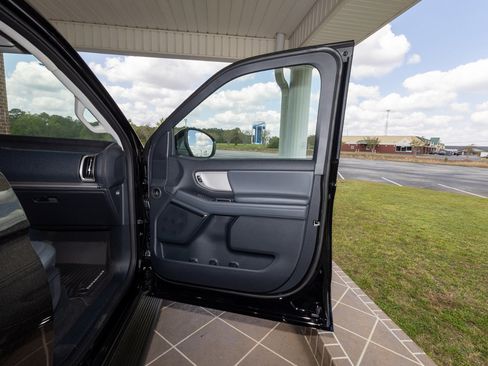New 2026 Ford Expedition Max Active RWD image 26