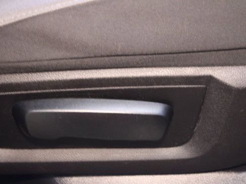 Used 2021 RAM 1500 Express w/ Wheel & Sound Group image 12