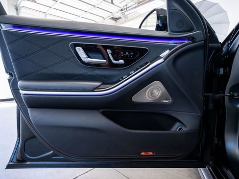 Used 2024 Mercedes-Benz S 63 AMG S image 35