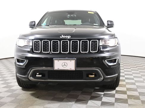 Used 2018 Jeep Grand Cherokee Limited AWD/4WD image 10