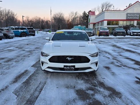 Used 2022 Ford Mustang Premium image 3