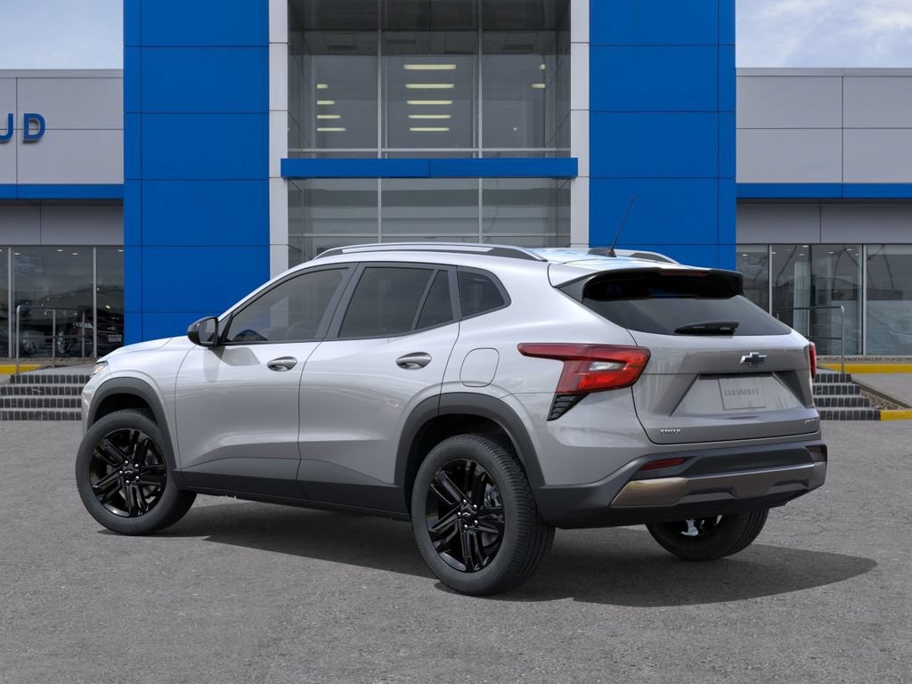 New 2026 Chevrolet Trax ACTIV w/ Sunroof Package FWD image 3