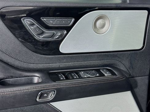 Used 2022 Lincoln Aviator Reserve w/ Equipment Group 201A image 20