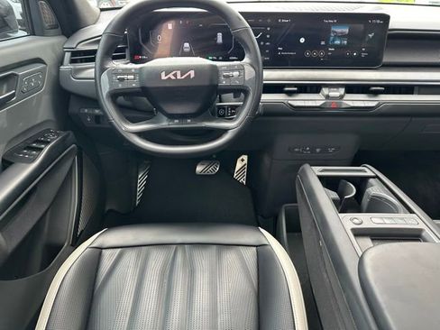Used 2024 Kia EV9 GT-Line AWD/4WD image 19