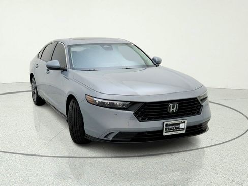 Used 2024 Honda Accord EX-L image 4