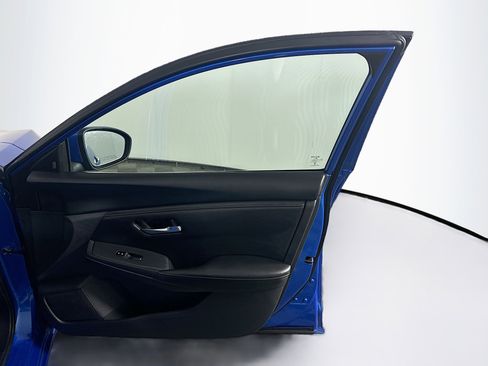 Used 2024 Nissan Sentra SV image 30