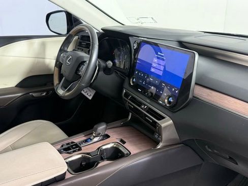 Used 2024 Lexus RX 350 Premium w/ Accessory Package image 30