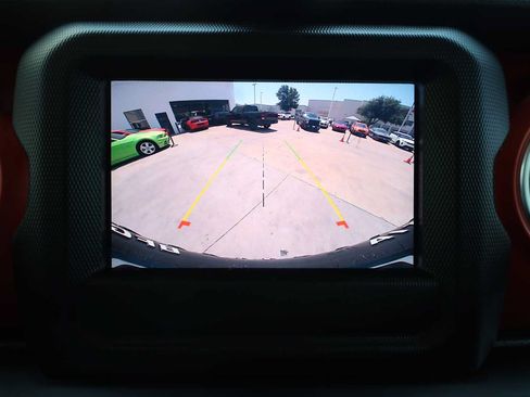 Used 2021 Jeep Wrangler Unlimited Rubicon w/ Safety Group AWD/4WD image 21