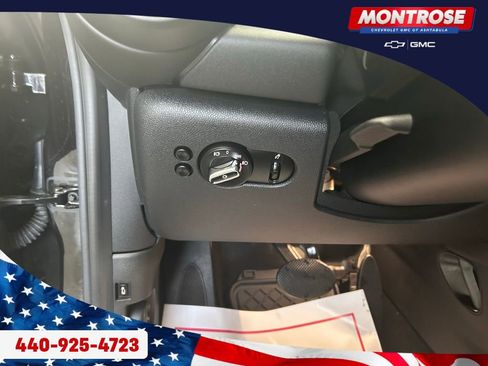 Used 2020 MINI Cooper 2-Door Hardtop image 13