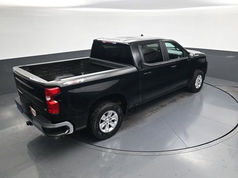 Used 2019 Chevrolet Silverado 1500 LT image 2