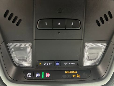 Used 2024 Buick Enclave Premium image 67