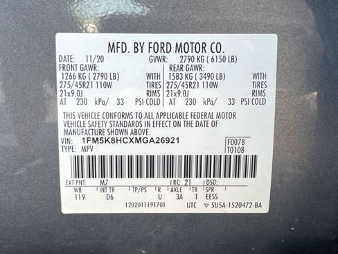 Used 2021 Ford Explorer Platinum w/ Equipment Group 601A AWD/4WD image 36