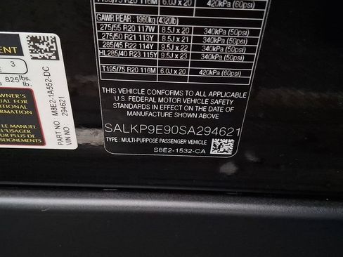 Used 2025 Land Rover Range Rover SE AWD/4WD image 25
