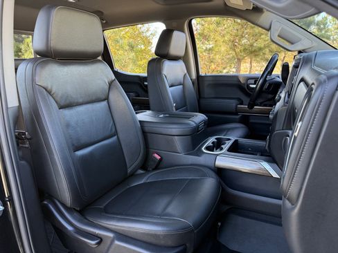 Used 2021 Chevrolet Silverado 1500 LT Trail Boss w/ Convenience Package II image 35