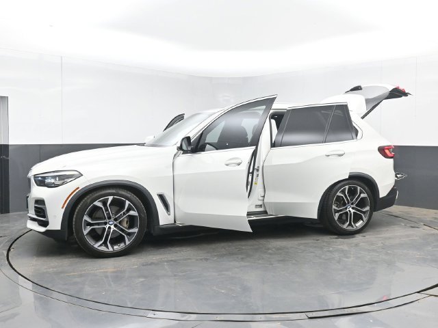 Used 2022 BMW X5 sDrive40i w/ Premium Package RWD image 56