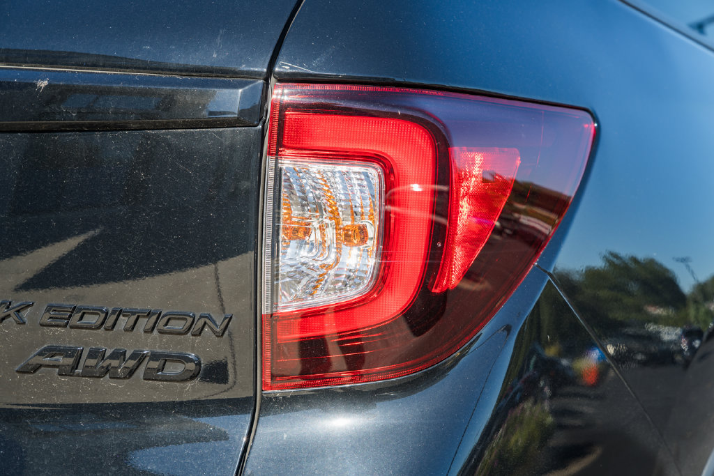 Used 2024 Honda Passport Black Edition image 6