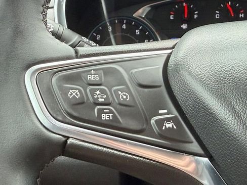 Used 2024 Chevrolet Equinox LT FWD image 13