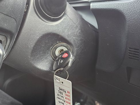 Used 2017 Toyota 4Runner SR5 image 11