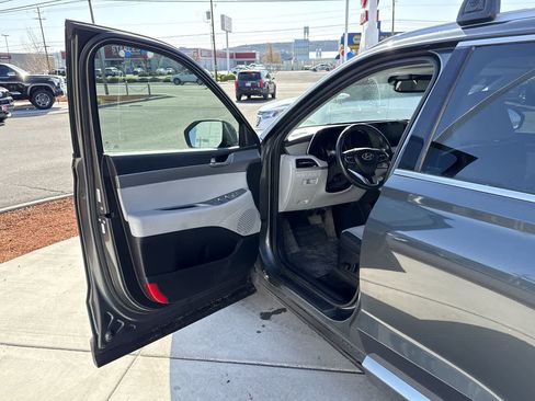 Used 2022 Hyundai Palisade SEL w/ Cargo Package AWD/4WD image 10