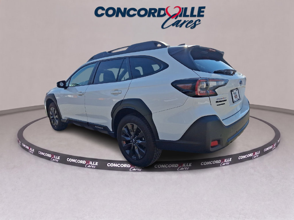 Certified 2025 Subaru Outback Onyx Edition AWD/4WD image 5