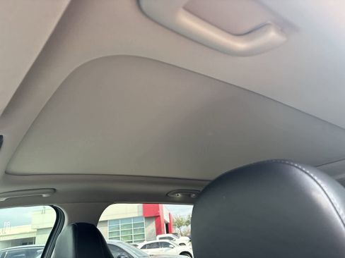 Used 2022 Kia Sorento SX image 25