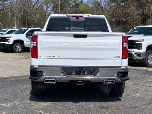 New 2026 Chevrolet Silverado 1500 LTZ w/ LTZ Premium Package AWD/4WD image 4