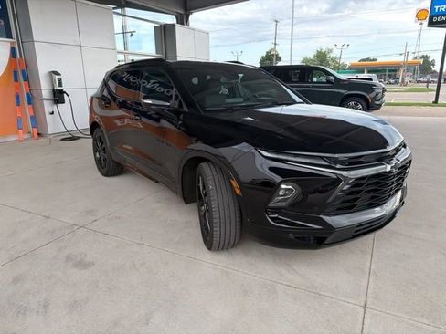 Used 2023 Chevrolet Blazer RS AWD/4WD image 7