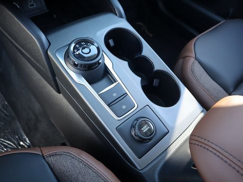 New 2025 Ford Bronco Sport Outer Banks w/ Outer Banks Tech Package+ image 9