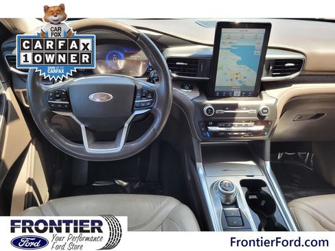 Used 2020 Ford Explorer Platinum w/ Premium Technology Package AWD/4WD image 8