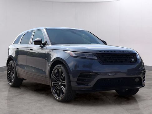 Used 2026 Land Rover Range Rover Velar Dynamic SE AWD/4WD image 3