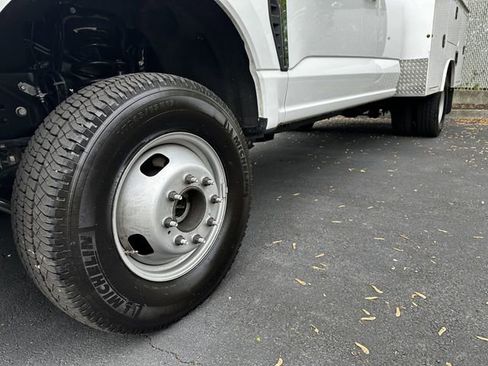 Certified 2024 Ford F350 XL w/ Snow Plow Prep Package AWD/4WD image 11