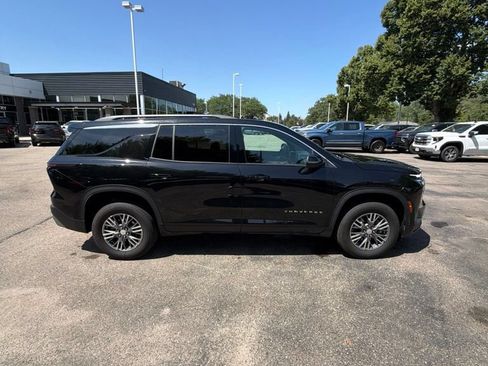 Used 2026 Chevrolet Traverse LT AWD/4WD image 12