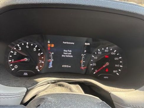 Used 2022 Jeep Compass Limited image 15