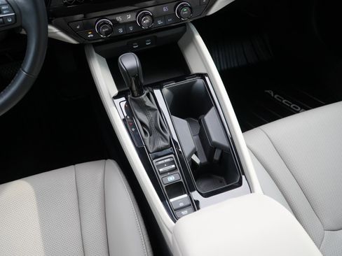 Used 2023 Honda Accord EX-L image 27