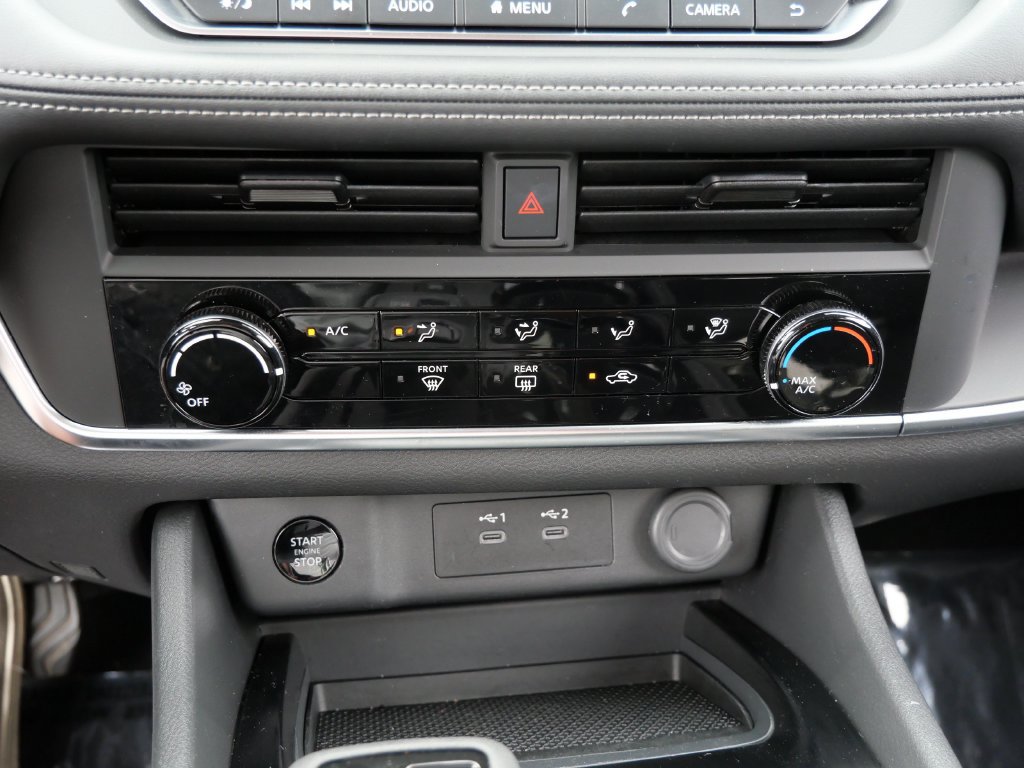 Used 2025 Nissan Rogue S AWD/4WD image 21