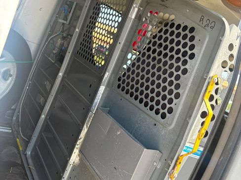 Used 2012 Chevrolet Express 2500 Extended RWD image 8
