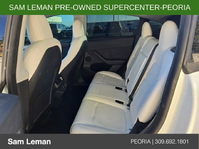 Used 2022 Tesla Model Y Performance AWD/4WD image 4