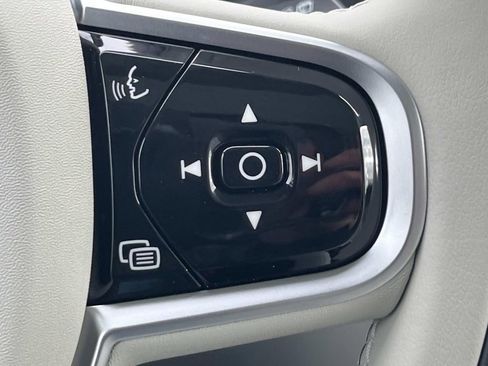 New 2026 Volvo XC90 B6 Ultra image 27