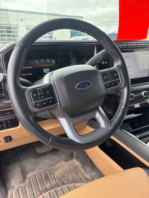 Used 2024 Ford F350 Lariat w/ Black Appearance Package AWD/4WD image 8