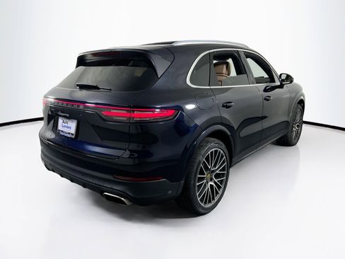 Used 2021 Porsche Cayenne image 5