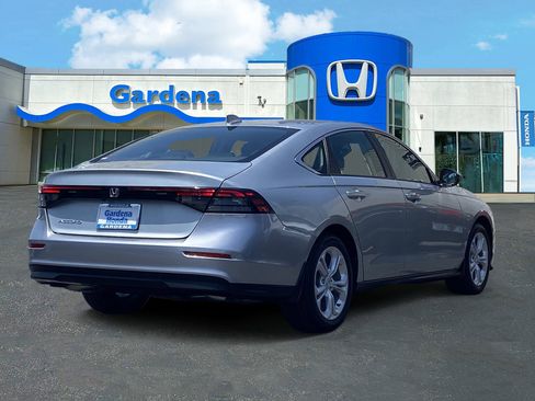 Certified 2025 Honda Accord LX image 6
