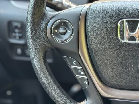 Used 2018 Honda Ridgeline Sport image 22