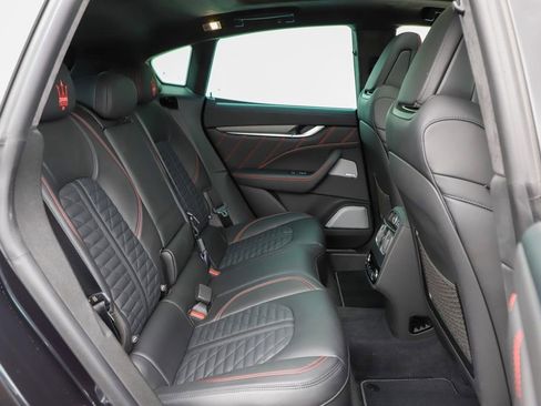 Used 2019 Maserati Levante Trofeo image 66