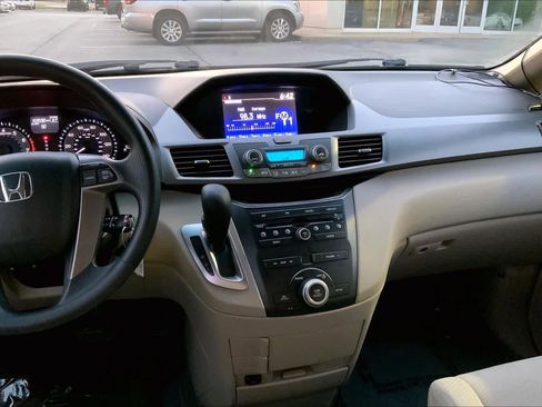 Used 2013 Honda Odyssey EX image 7