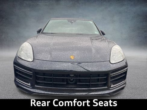 Used 2022 Porsche Cayenne Turbo image 8