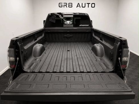 Used 2015 Chevrolet Silverado 3500 High Country w/ Duramax Plus Package AWD/4WD image 7