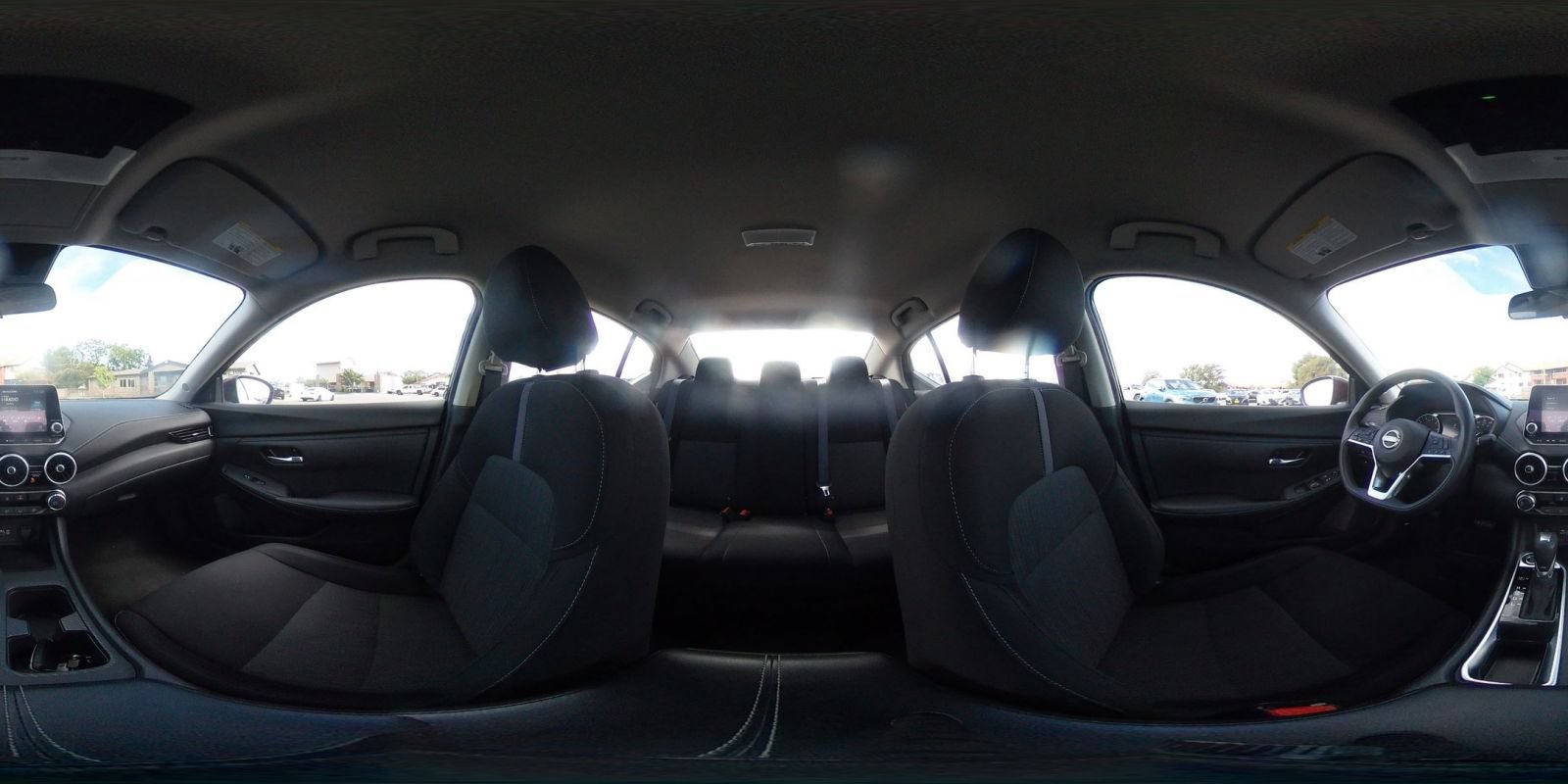 Used 2025 Nissan Sentra SV FWD image 40