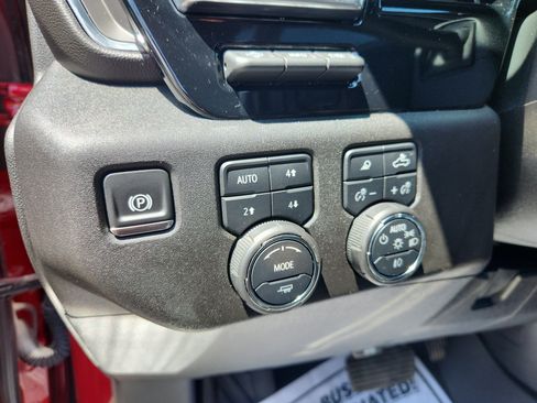 Used 2024 Chevrolet Silverado 2500 LTZ w/ LTZ Premium Package AWD/4WD image 27