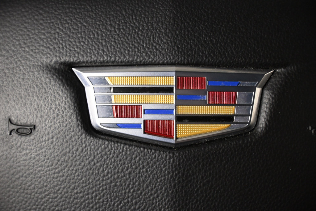Certified 2024 Cadillac Escalade ESV Premium Luxury w/ Performance Package AWD/4WD image 39